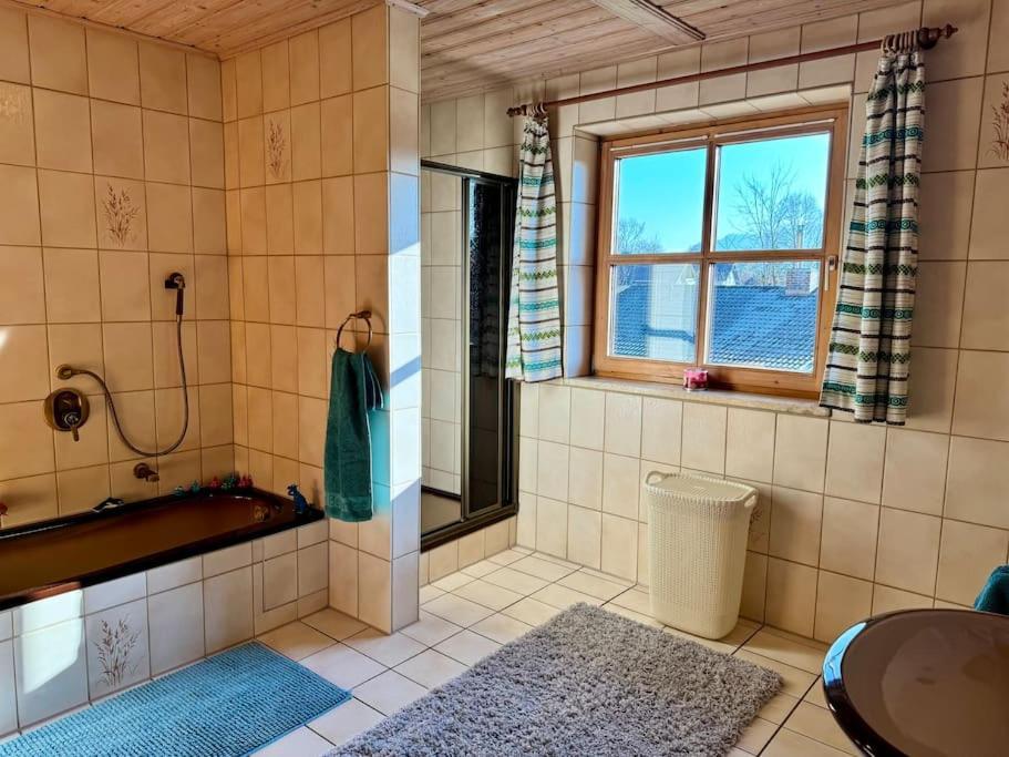 Romantisches Alpenchalet - Mit Sauna Und Kamin - Ruhig Und Zentral Bad Tölz Kültér fotó