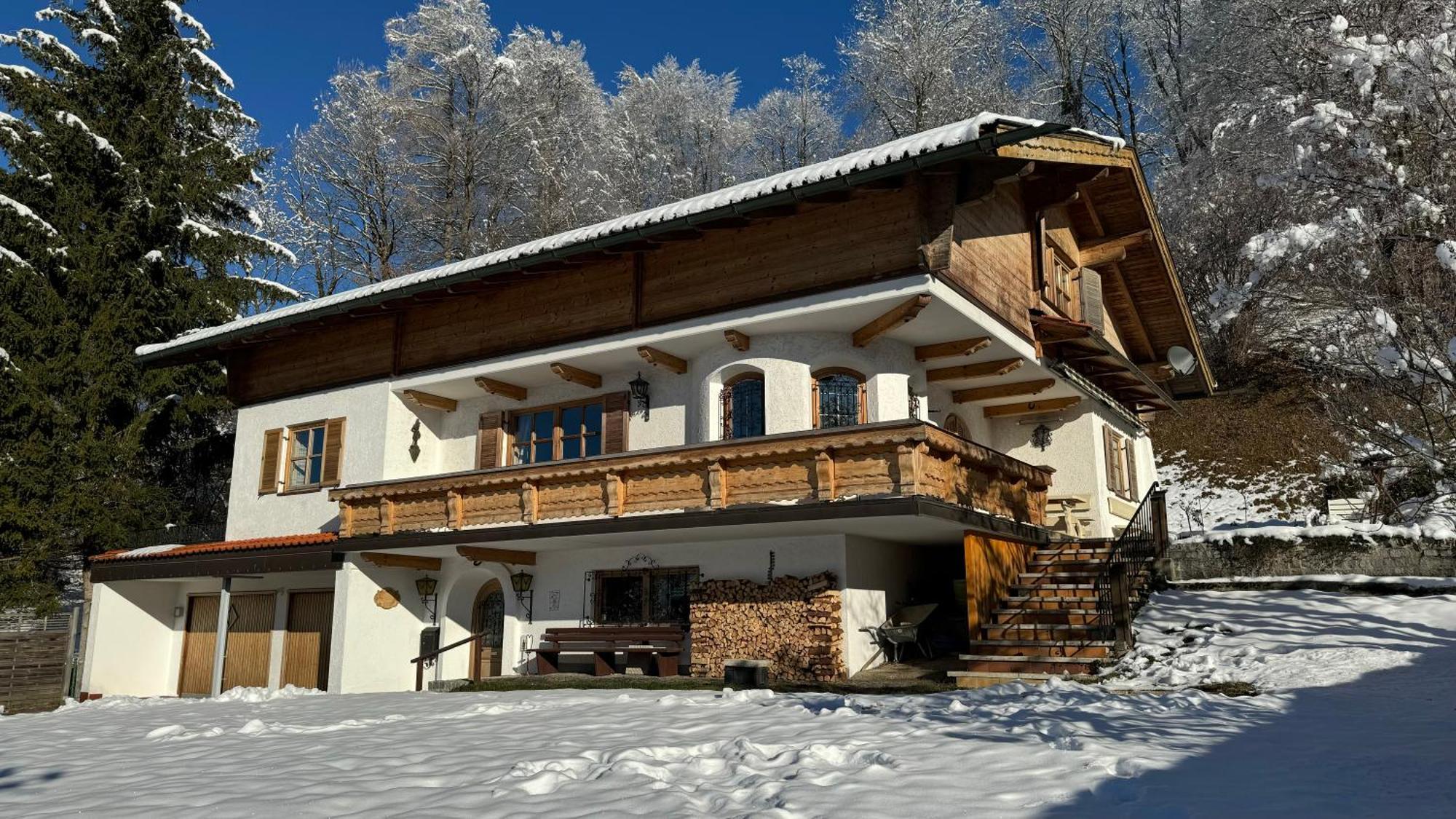 Romantisches Alpenchalet - Mit Sauna Und Kamin - Ruhig Und Zentral Bad Tölz Kültér fotó